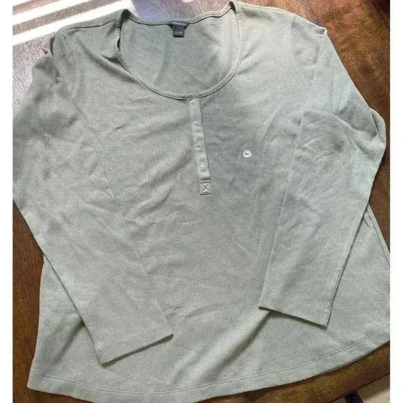 NWT Eddie Bauer Women XL Snap Henley Scoop Neck Closure Long Sleeve Shirt - Picture 1 of 9